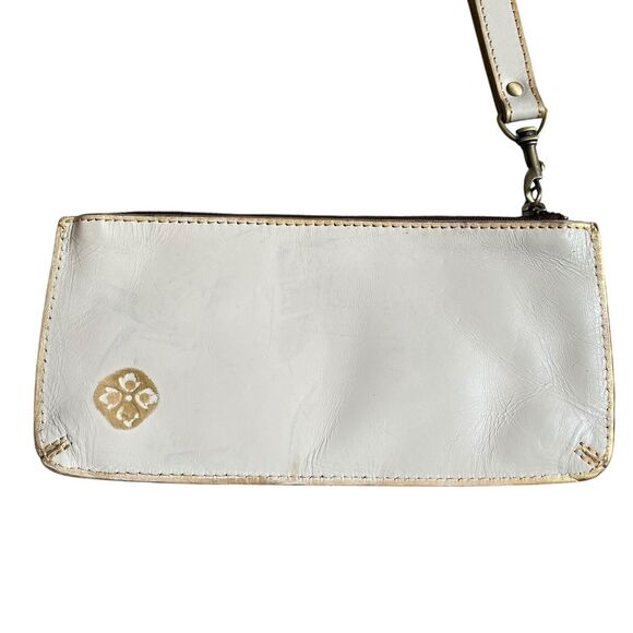Patricia Nash Wristlet Wallet 9.5x4.5” White Embossed Leather Gold Floral - Picture 5 of 8
